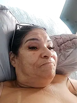 Snapshot of Delicy1 chatting on February 2026 08:21:01 PM Delicy1 online show from February 2026 08:21:01 PM