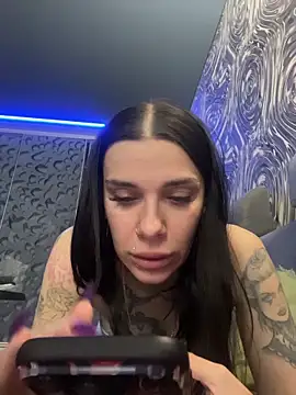 Queen of pain online show from May 2026 06:42:02 AM