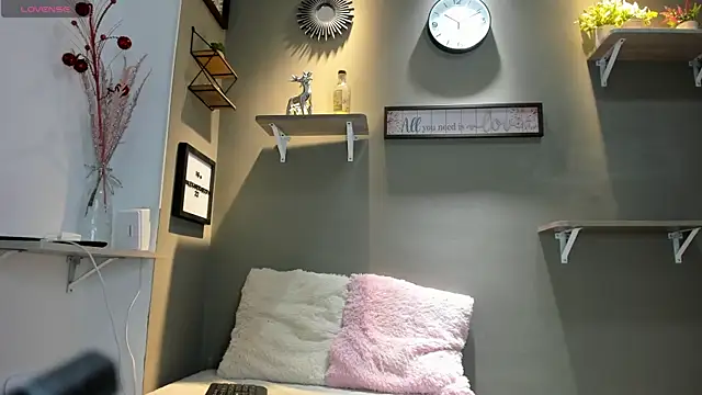 alexandrabootty online show from February 2025 07:53:01 PM