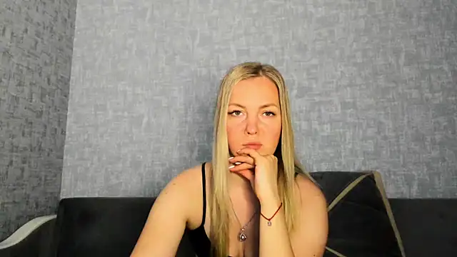 iam Venus online show from May 2026 03:28:02 PM