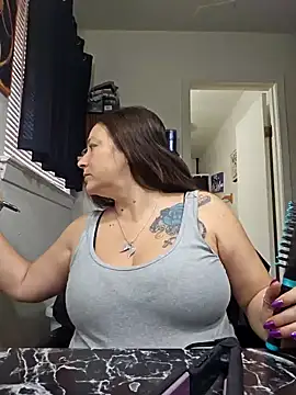 Snapshot of angelbaby1998 chatting on January 2025 07:54:01 PM angelbaby1998 online show from January 2025 07:54:01 PM