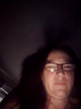 Snapshot of angelbaby1998 chatting on November 2025 11:21:02 PM angelbaby1998 online show from November 2025 11:21:02 PM