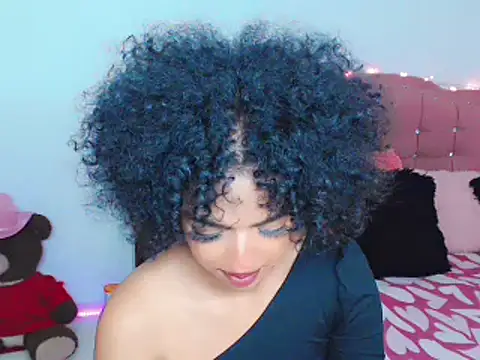 Snapshot of Tanedra_collings chatting on February 2025 06:28:01 AM Tanedra collings online show from February 2025 06:28:01 AM