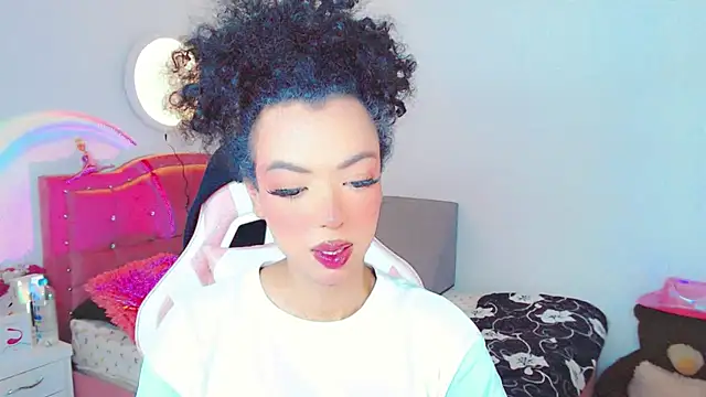 Snapshot of Tanedra_collings chatting on January 2026 01:52:02 AM Tanedra collings online show from January 2026 01:52:02 AM