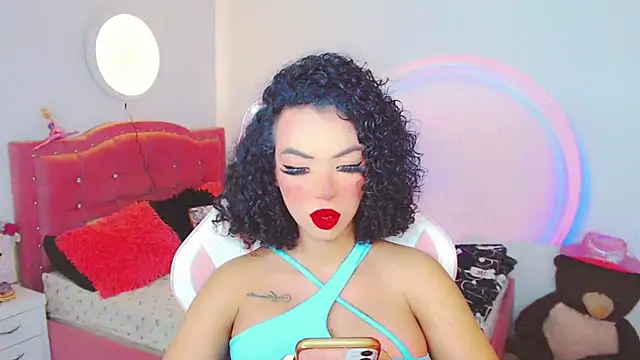 Snapshot of Tanedra_collings chatting on January 2026 01:11:02 AM Tanedra collings online show from January 2026 01:11:02 AM