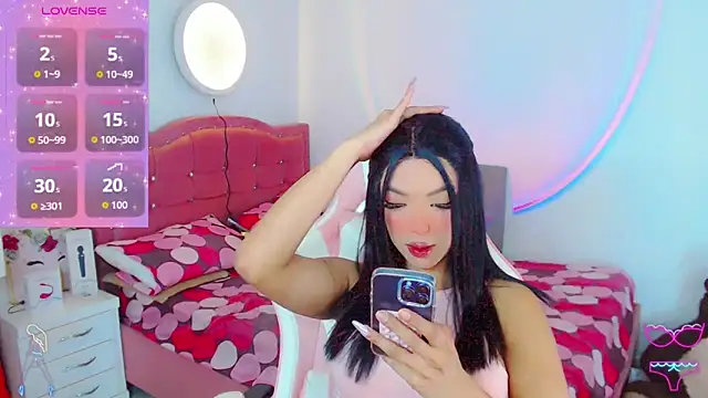 Snapshot of Tanedra_collings chatting on February 2026 02:34:02 AM Tanedra collings online show from February 2026 02:34:02 AM