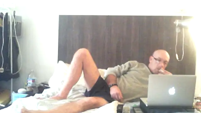 dazuk4513 online show from May 2026 05:21:01 PM