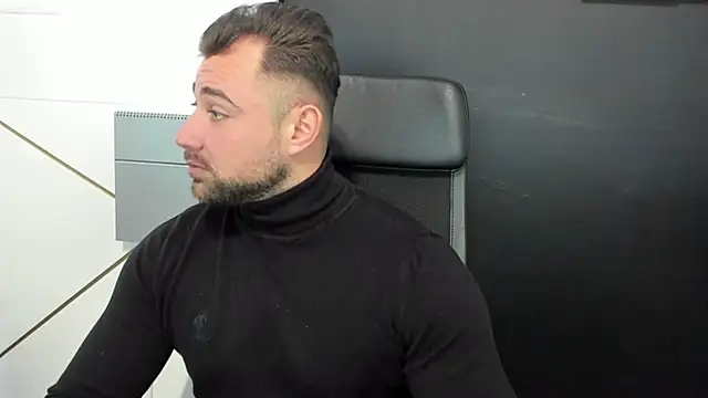 Snapshot of DuncanStone chatting on February 2025 08:12:02 AM DuncanStone online show from February 2025 08:12:02 AM