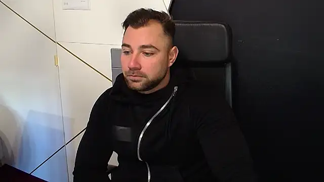 Snapshot of DuncanStone chatting on September 2025 05:57:02 AM DuncanStone online show from September 2025 05:57:02 AM