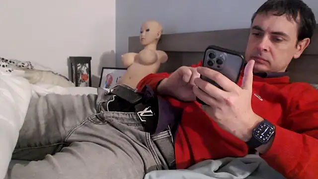 freddy0222222 online show from November 2025 11:31:01 AM