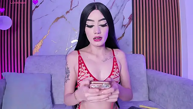 Snapshot of CamileHolmes chatting on September 2025 10:42:01 PM CamileHolmes online show from September 2025 10:42:01 PM