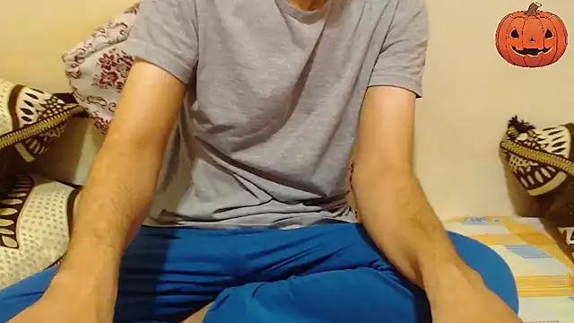 Alexdelarge323 online show from October 2025 10:55:01 AM