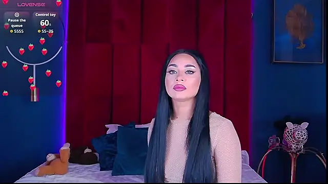 Snapshot of MadyLuxxx chatting on March 2026 07:39:01 PM MadyLuxxx online show from March 2026 07:39:01 PM