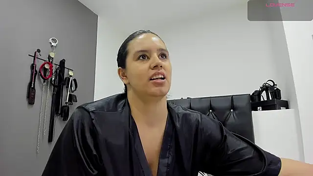 Snapshot of MariaGaitan chatting on February 2025 03:04:02 PM MariaGaitan online show from February 2025 03:04:02 PM