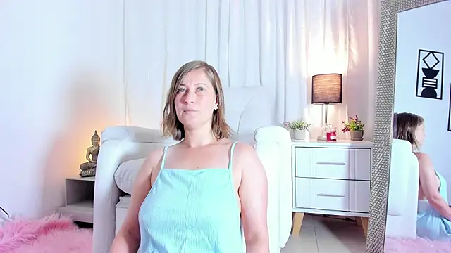 Snapshot of allison_01stone chatting on February 2025 06:40:02 PM allison 01stone online show from February 2025 06:40:02 PM