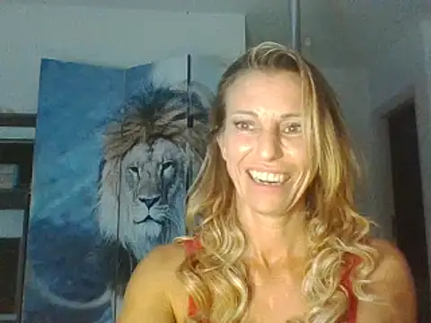 Snapshot of Strip-Nomy chatting on October 2025 02:56:01 AM Strip-Nomy online show from October 2025 02:56:01 AM