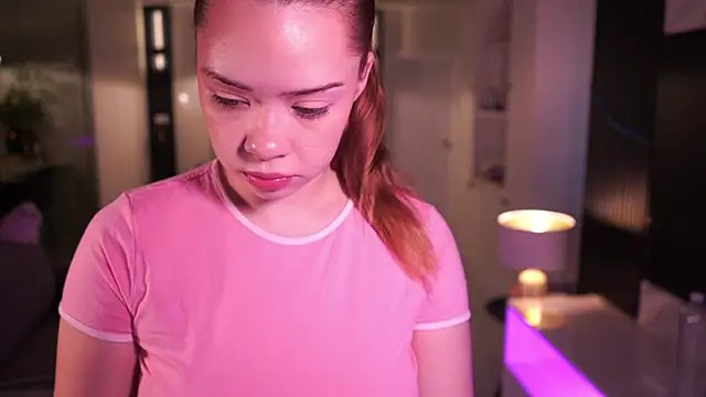 VixenMia online show from October 2025 02:44:01 AM