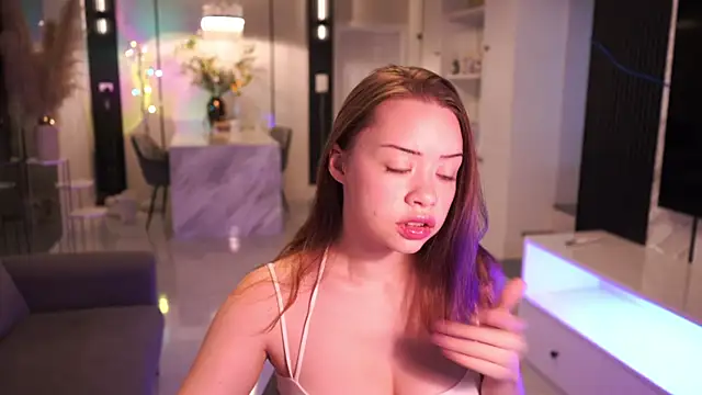 VixenMia online show from February 2026 03:58:01 AM