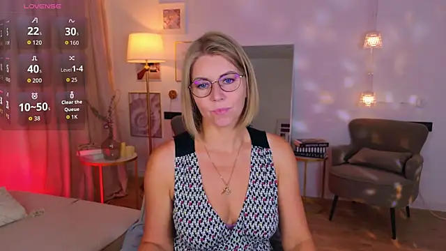 Annie Light online show from July 2026 06:31:02 AM