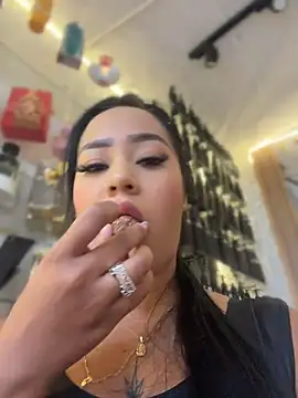 Luisa Fernandaa online show from July 2026 04:09:02 PM