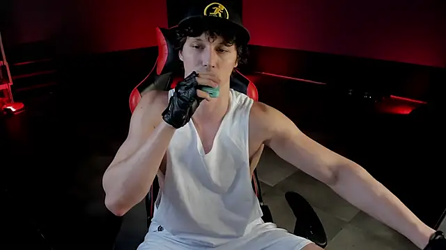 dirty-boss online show from May 2026 04:45:01 PM