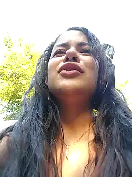 Snapshot of demonaughtyyy chatting on January 2025 10:35:02 PM demonaughtyyy online show from January 2025 10:35:02 PM