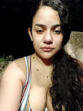 Snapshot of demonaughtyyy chatting on February 2025 04:04:02 AM demonaughtyyy online show from February 2025 04:04:02 AM