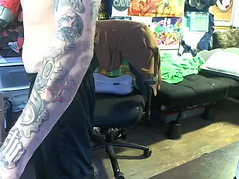 CloudDadddyyy420 online show from January 2025 02:49:02 PM