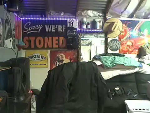 CloudDadddyyy420 online show from February 2025 09:03:01 AM