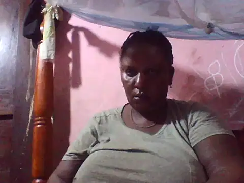 Snapshot of big_clits chatting on April 2026 05:34:01 AM big clits online show from April 2026 05:34:01 AM
