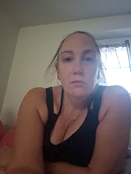 Wisie Cutie online show from November 2025 03:56:02 PM