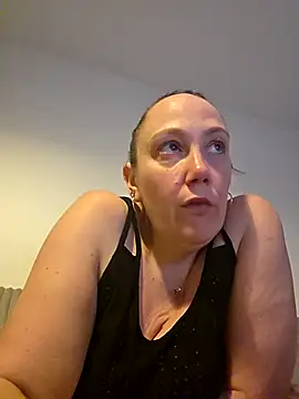 Wisie Cutie online show from February 2026 06:50:02 PM