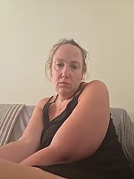Wisie Cutie online show from May 2026 03:41:02 PM