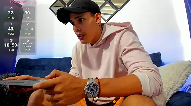 Snapshot of rick03_leto chatting on February 2025 09:33:02 PM rick03 leto online show from February 2025 09:33:02 PM