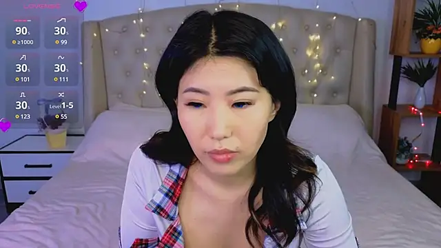 Wendy  Hills online show from March 2025 10:39:01 AM