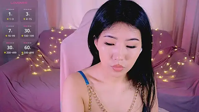 Snapshot of Wendy__Hills chatting on May 2026 05:34:02 AM Wendy Hills online show from May 2026 05:34:02 AM
