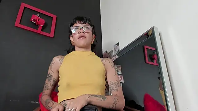 Snapshot of trinitty chatting on March 2025 01:57:02 PM trinitty online show from March 2025 01:57:02 PM