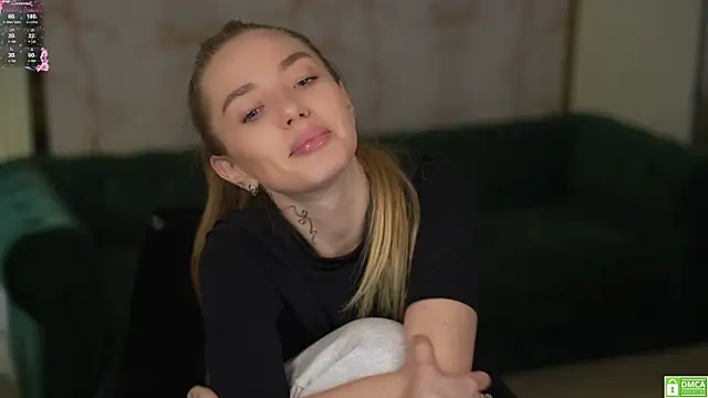 Snapshot of Kisasolo chatting on March 2025 11:47:02 PM Kisasolo online show from March 2025 11:47:02 PM