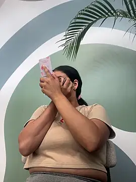 Annya-sweet online show from March 2025 02:23:01 PM