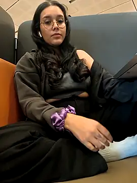 Annya-sweet online show from November 2025 02:39:02 PM