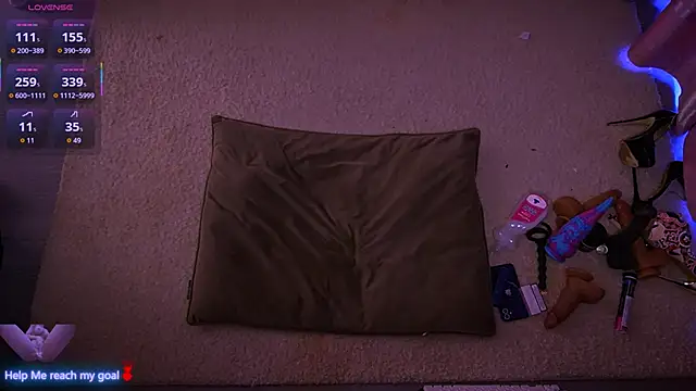 Snapshot of Redhead_Shark_new chatting on March 2026 01:17:01 PM Redhead Shark new online show from March 2026 01:17:01 PM