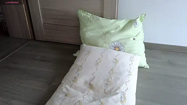 Claraxxxxx online show from December 2024 12:49:01 PM