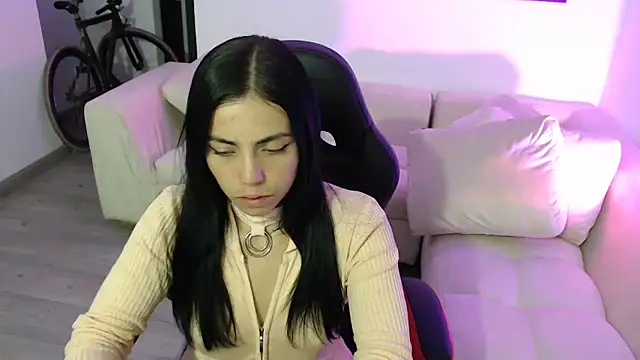 Snapshot of i_am_nina_ chatting on January 2025 02:28:02 AM i am nina online show from January 2025 02:28:02 AM