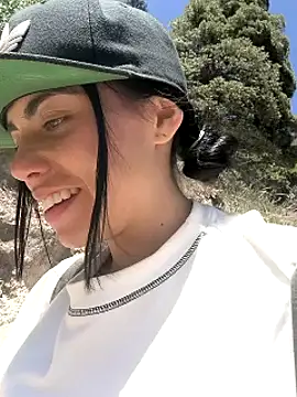 Snapshot of i_am_nina_ chatting on January 2025 04:50:02 PM i am nina online show from January 2025 04:50:02 PM