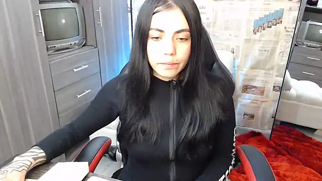 Snapshot of i_am_nina_ chatting on September 2025 03:39:02 AM i am nina online show from September 2025 03:39:02 AM