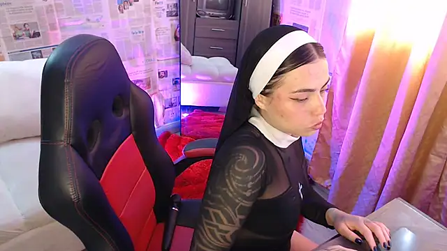 Snapshot of i_am_nina_ chatting on October 2025 07:36:02 PM i am nina online show from October 2025 07:36:02 PM