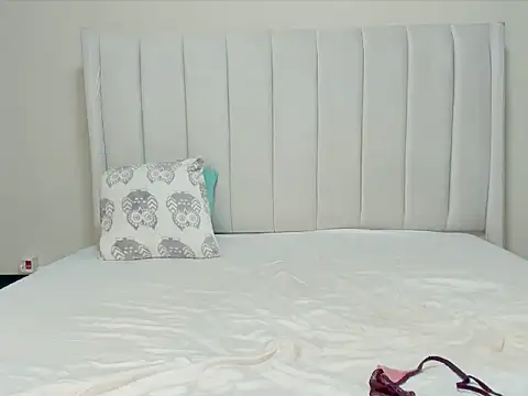  heavenlysent online show from December 2025 03:45:02 AM