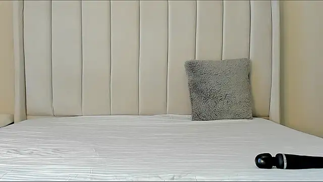  heavenlysent online show from July 2026 04:59:01 AM