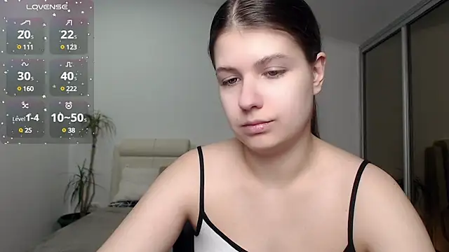 SayMeow  online show from February 2025 09:45:02 PM