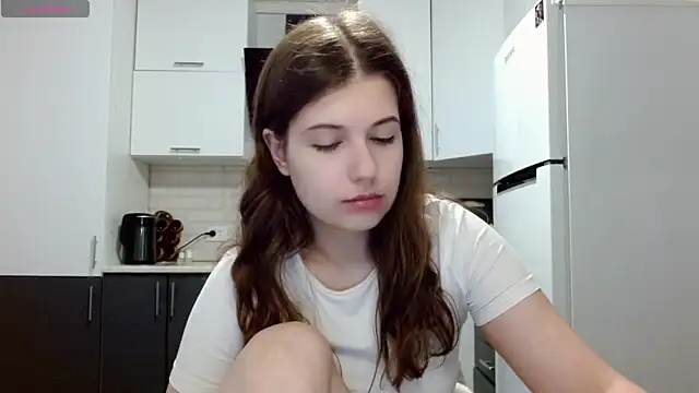 SayMeow  online show from May 2026 04:07:02 AM